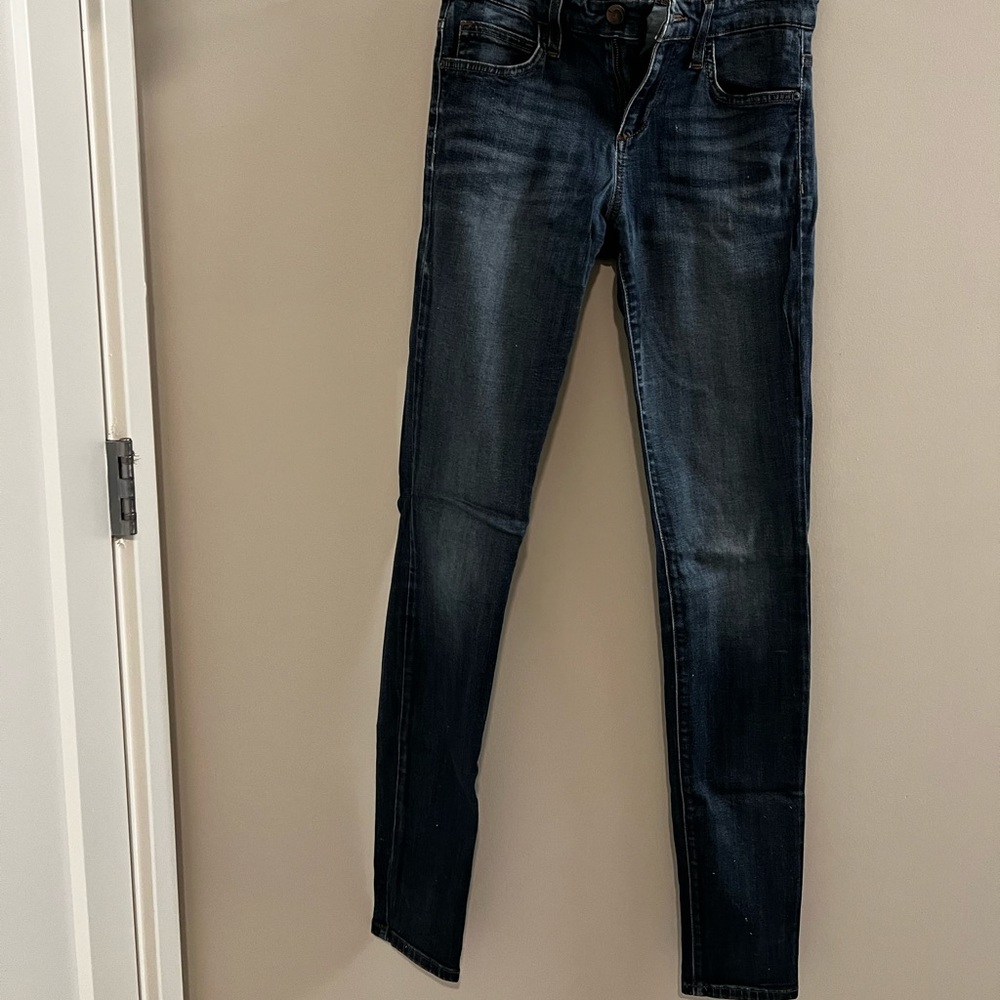 JOES MID RISE SKINNY SIZE 25